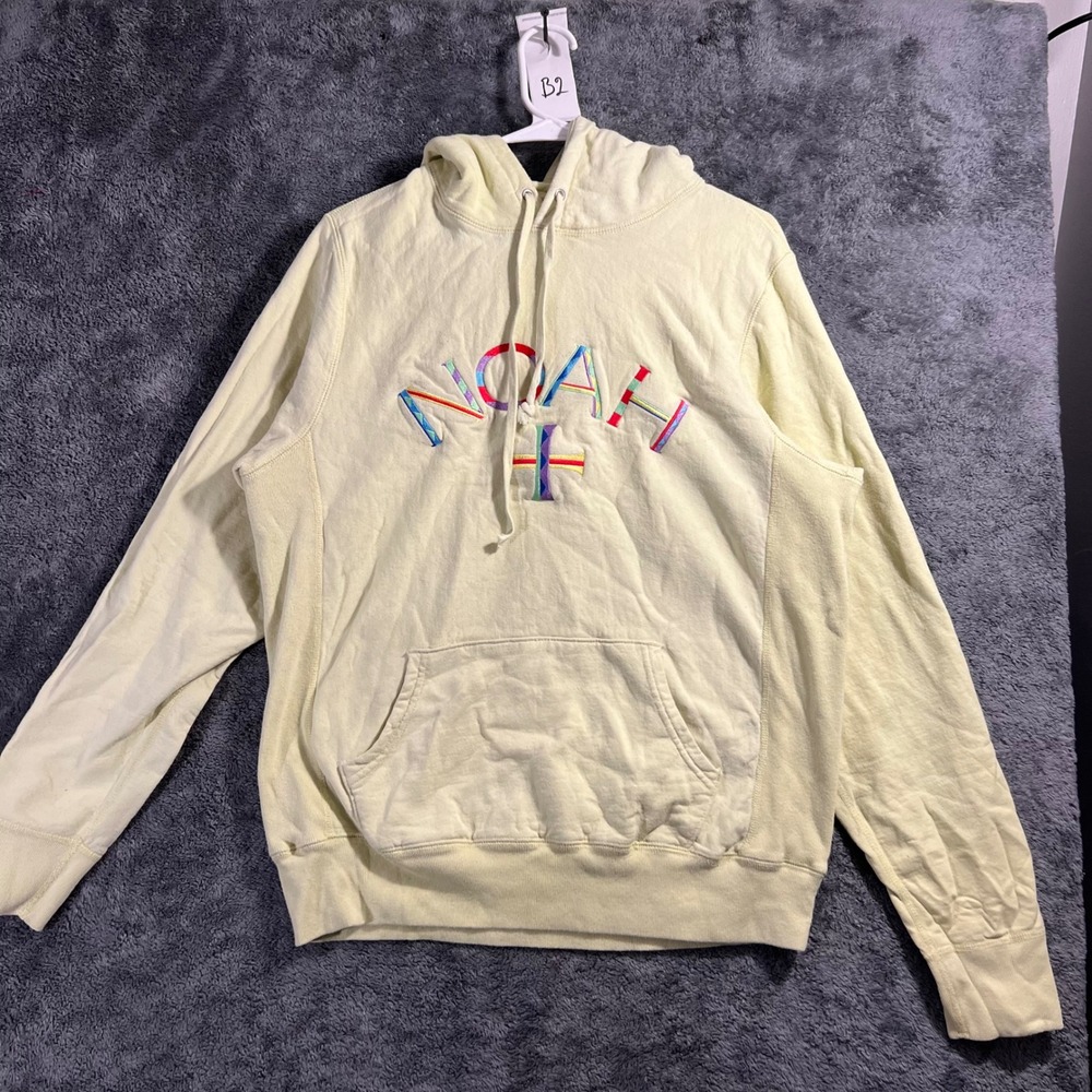 Noah NY Embroidered Logo Hoodie Yellow Cotton Fleece Sweatshirt Mens Medium